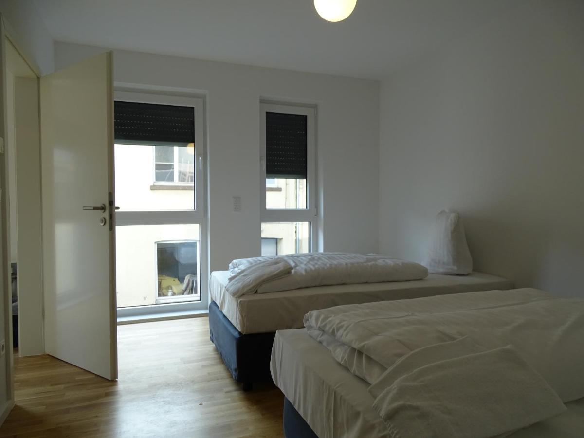 Avi City Apartments Kinghouse Dusseldorf Room photo